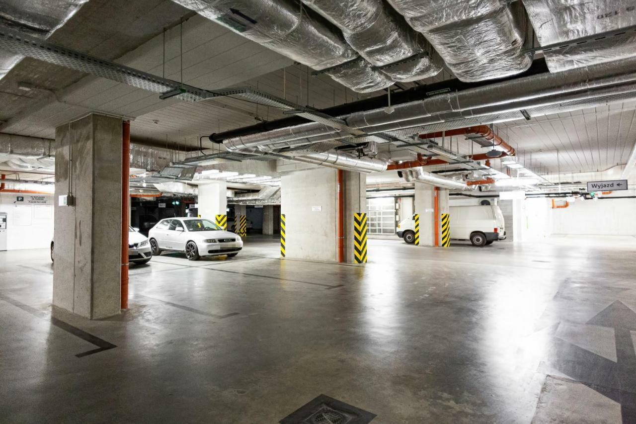 Apartment Walonska With Free Parking Wroclaw By Noclegi Renters Εξωτερικό φωτογραφία