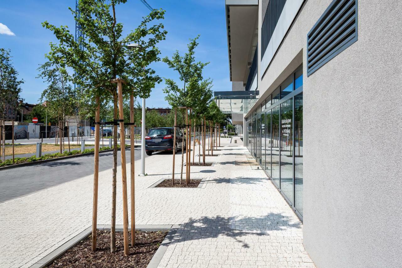 Apartment Walonska With Free Parking Wroclaw By Noclegi Renters Εξωτερικό φωτογραφία